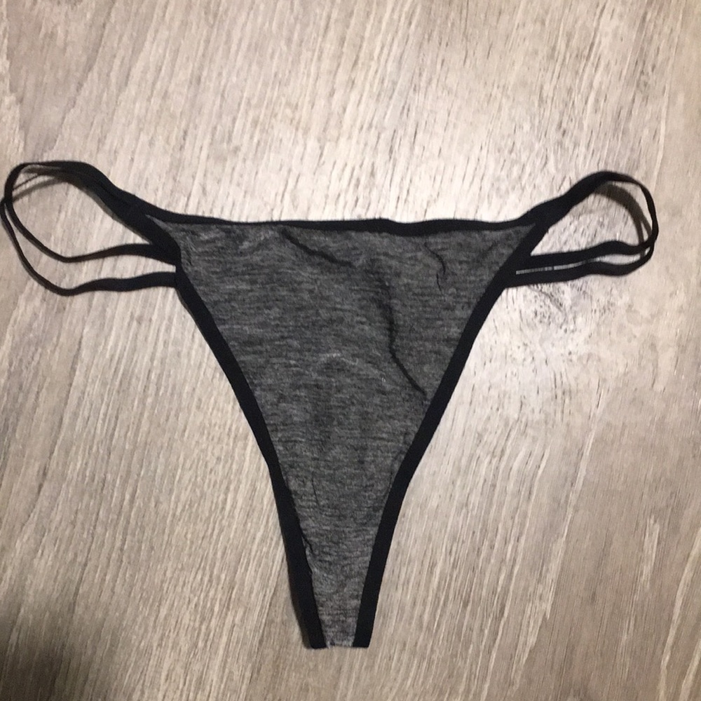 La Senza G String/L